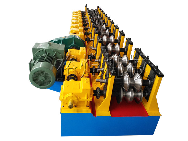 護欄板設(shè)備 護欄板設(shè)備